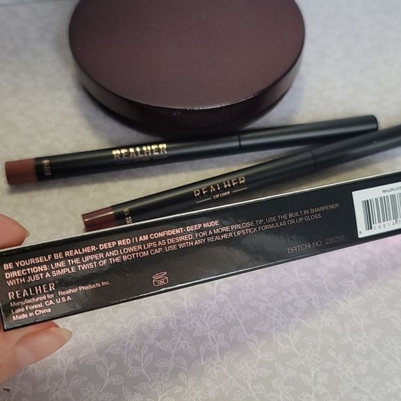 Realher Lip Liner Duo - I am Confident & Be Yourself Be Realher - Picture 5 of 11